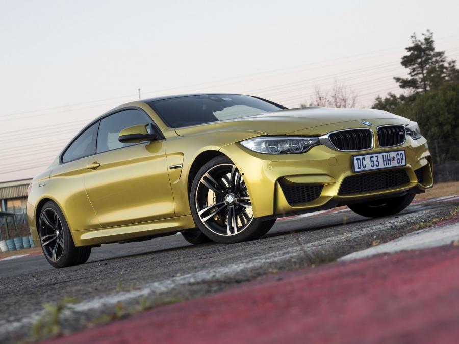 BMW M4 Coupe (ZA) '2014